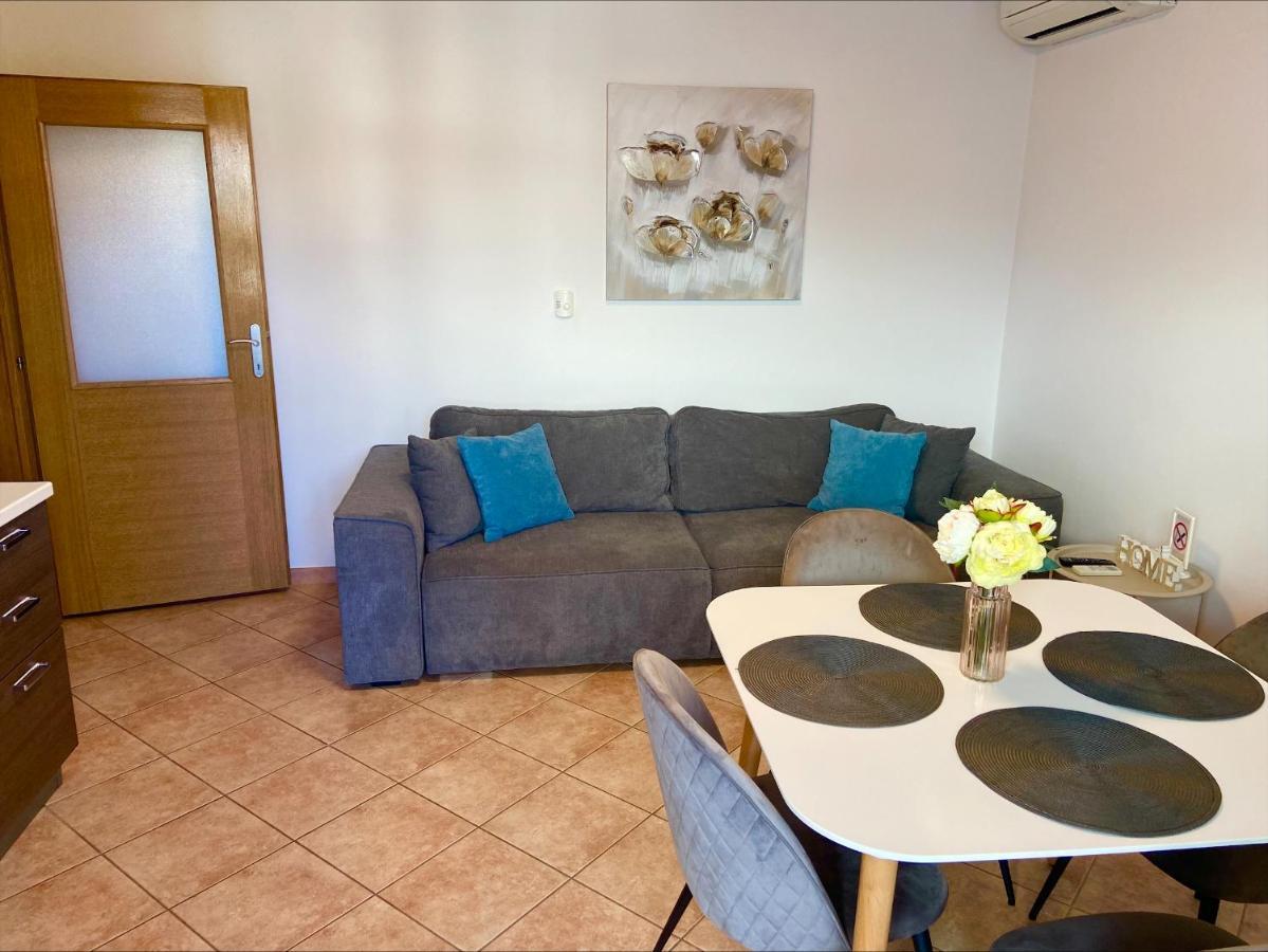 Apartments Balach Пореч Екстер'єр фото